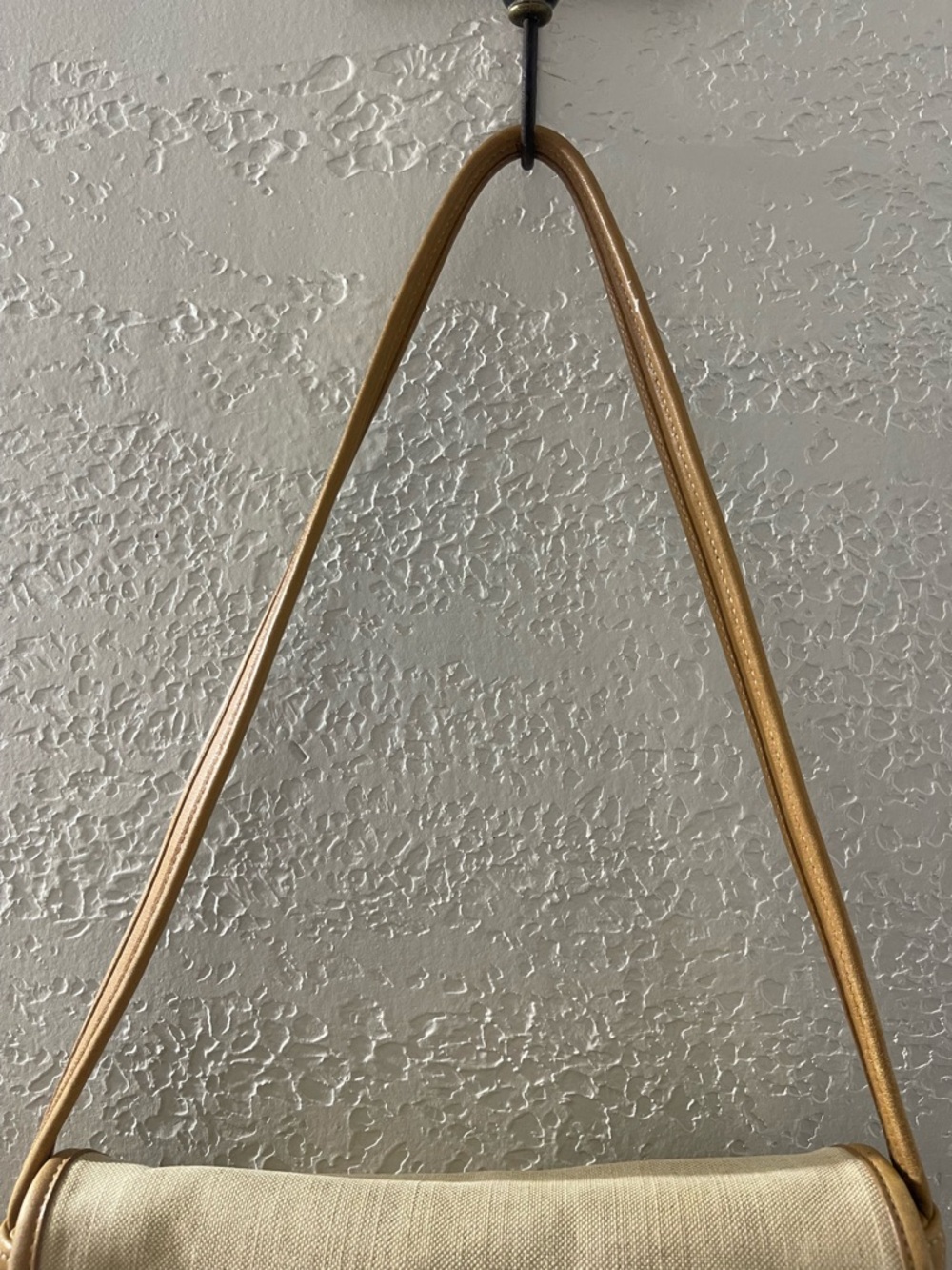 Coach Y2K Cream Canvas Shoulder Bag with Tan Leather Trim - Picture 3 of 11